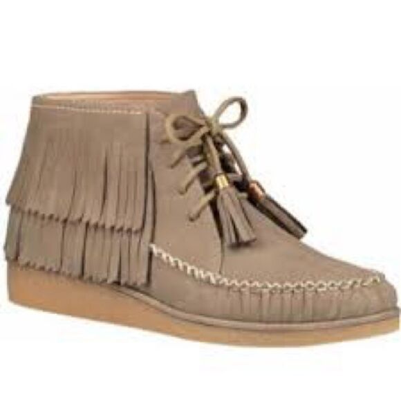 UGG Caleb Lace Up Fringe Leather Woman’s Moccasins. Size 9. - Picture 1 of 10